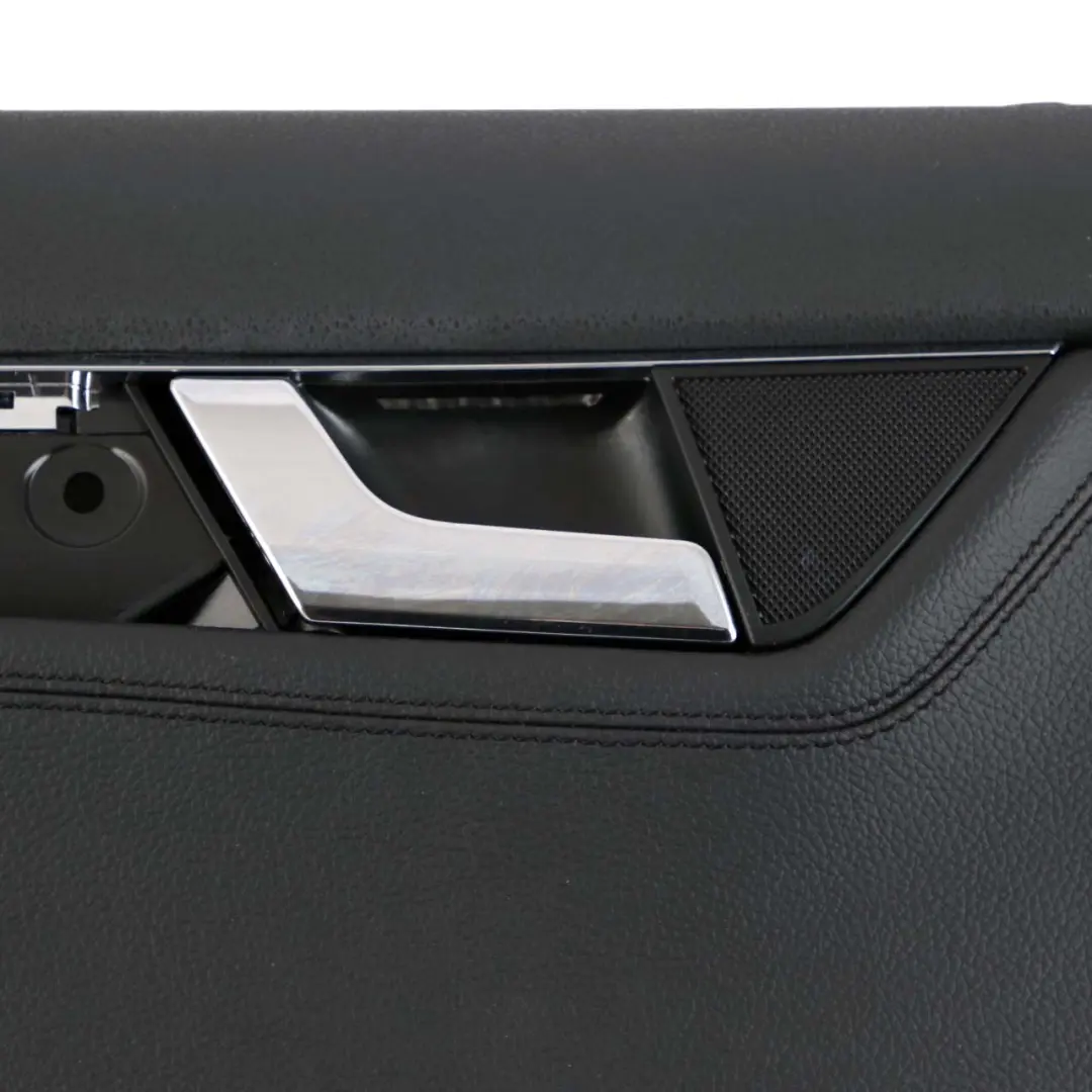 Pannello rivestimento scheda porta posteriore sinistra pelle nera per Mercedes W204 con numero di parte A2047302462 Mercedes W204 Pannello rivestimento scheda porta posteriore sinistra pelle nera - SKU A2047302462 - Numero di parte A2047302462