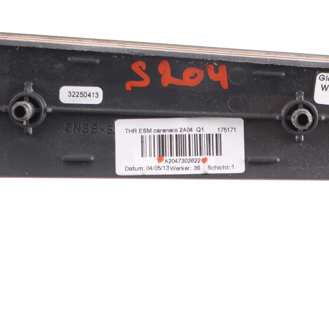 Mercedes W204 Bande de Porte Arrière Droite Décor Intérieur Bois - SKU A2047302622 - Numéro de pièce A2047302622