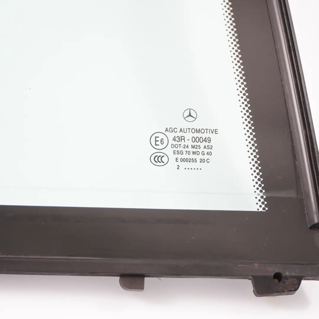 Hinten Rechts Viertel Seitenscheibe Grün Glas AS2 für Mercedes W204 mit Teilenummer A2047303600 Mercedes W204 Hinten Rechts Viertel Seitenscheibe Grün Glas AS2 - SKU A2047303600-1 - Teilenummer A2047303600