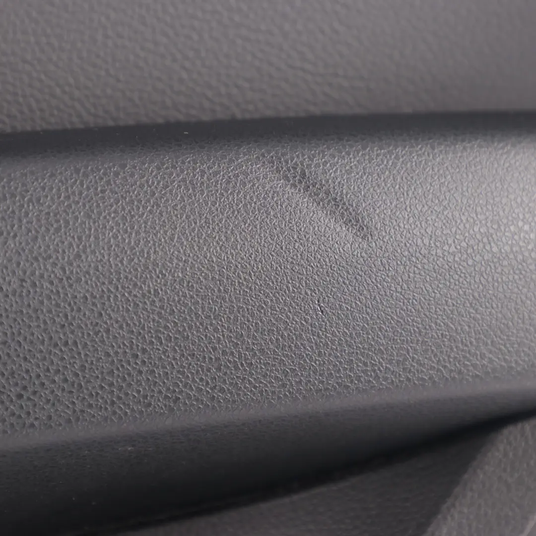 Tür Karte Panel Trim hinten rechts schwarz für Mercedes W204 mit Teilenummer A2047304462 Mercedes W204 Tür Karte Panel Trim hinten rechts schwarz - SKU A2047304462 - Teilenummer A2047304462