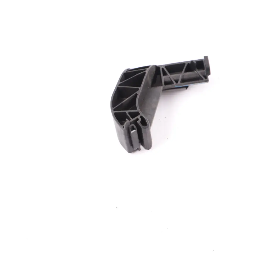 Cojinete Soporte Base Manija Puerta Trasera Izquierda para Mercedes W204 con número de pieza A2047330714 Mercedes W204 Cojinete Soporte Base Manija Puerta Trasera Izquierda - SKU A2047330714 - Número de pieza A2047330714