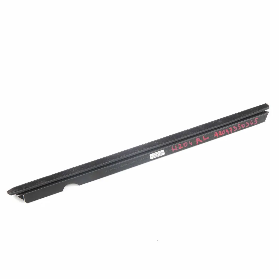 Mercedes W204 Joint Arriere Gauche Porte Fenetre Moulage - SKU A2047350365 - Numéro de pièce A2047350365