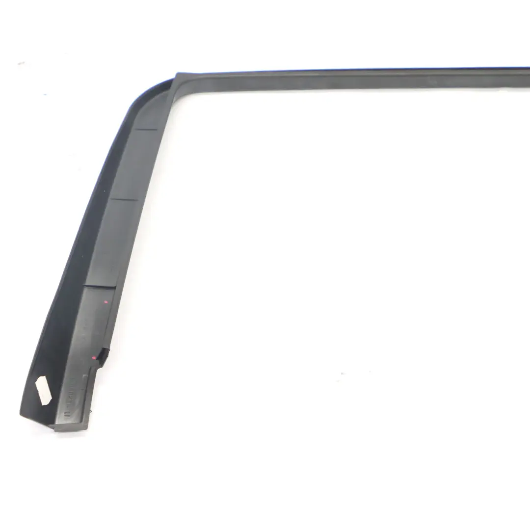 Mercedes S204 Cadre d'étanchéité fenêtre arrière gauche de la porte - SKU A2047350371 - Numéro de pièce A2047350371