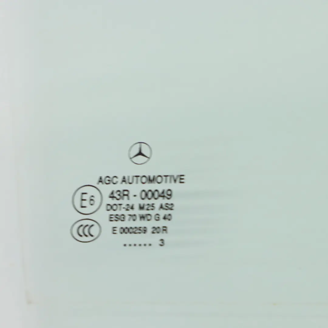 Vetro Porta Posteriore Destra Verde AS2 per Mercedes S204 Estate con numero di parte A2047351000 Mercedes S204 Estate Vetro Porta Posteriore Destra Verde AS2 - SKU A2047351000-1 - Numero di parte A2047351000