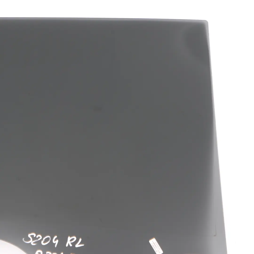 Vetro Wagon Posteriore Sinistro Lato Porta Oscurato Nero AS3 per Mercedes S204 con numero di parte A2047352110 Mercedes S204 Vetro Wagon Posteriore Sinistro Lato Porta Oscurato Nero AS3 - SKU A2047352110 - Numero di parte A2047352110
