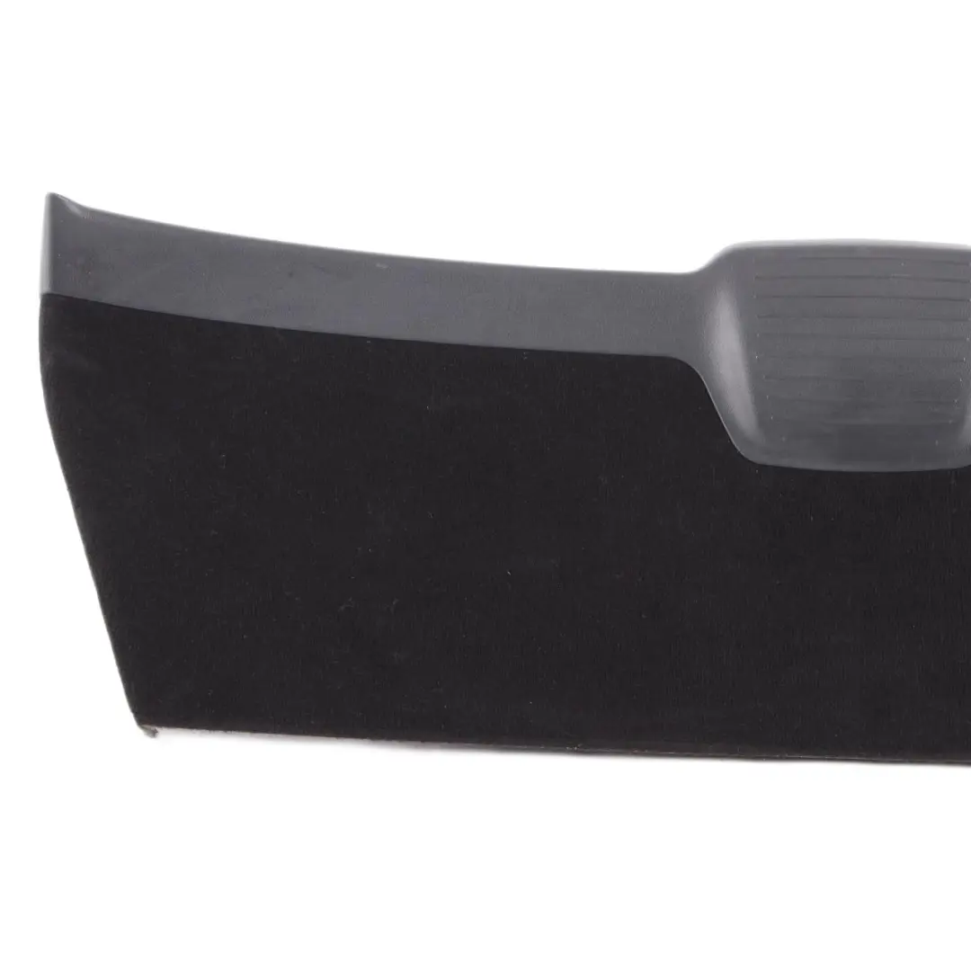 Couvercle de hayon intérieur de coffre arrière pour Mercedes W204 à propos du numéro de pièce A2047400070 Mercedes W204 Couvercle de hayon intérieur de coffre arrière - SKU A2047400070 - Numéro de pièce A2047400070