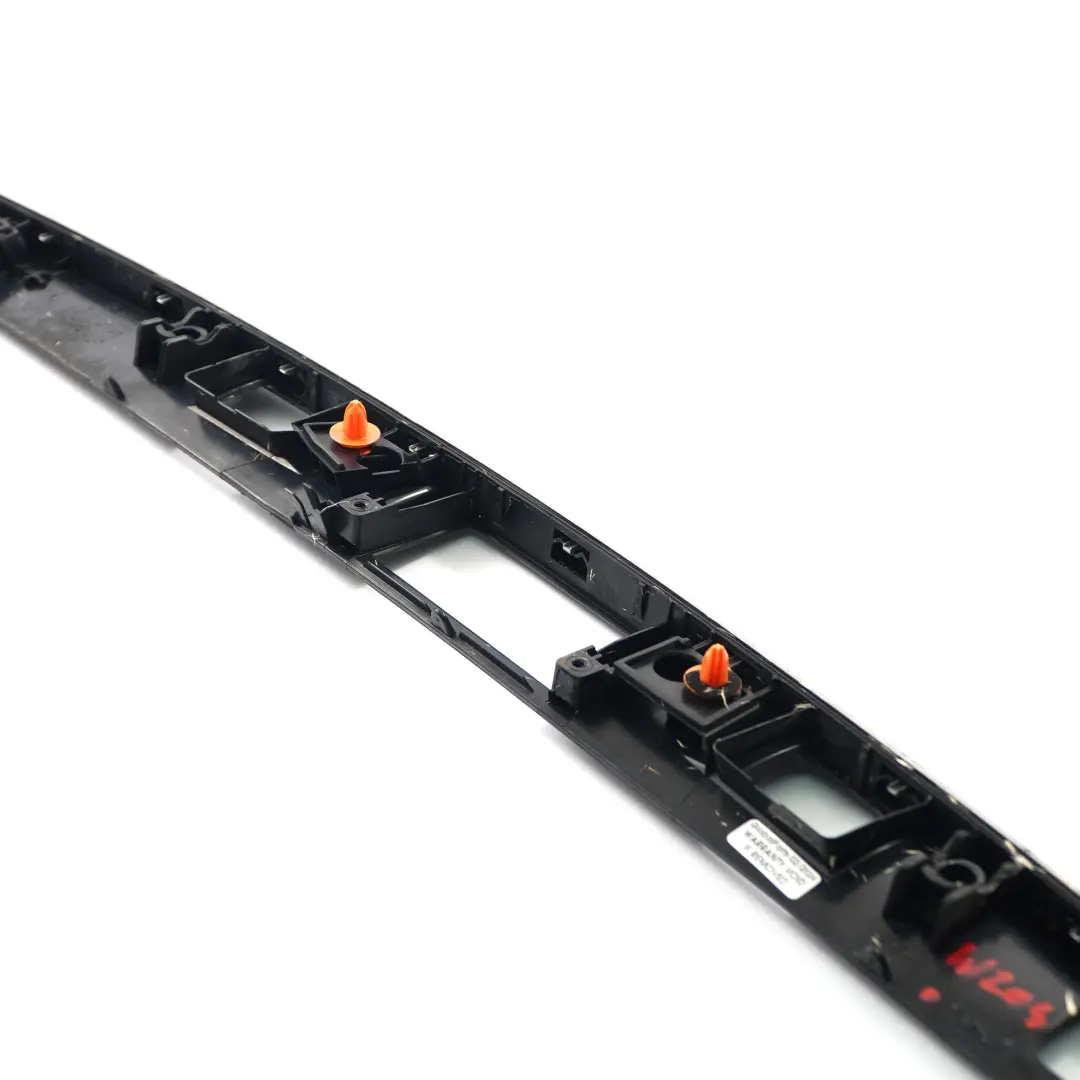 Tapa del maletero Mango Tapa Cromo para Mercedes S204 Estate con número de pieza A2047401693 Mercedes S204 Estate Tapa del maletero Mango Tapa Cromo - SKU A2047401693 - Número de pieza A2047401693