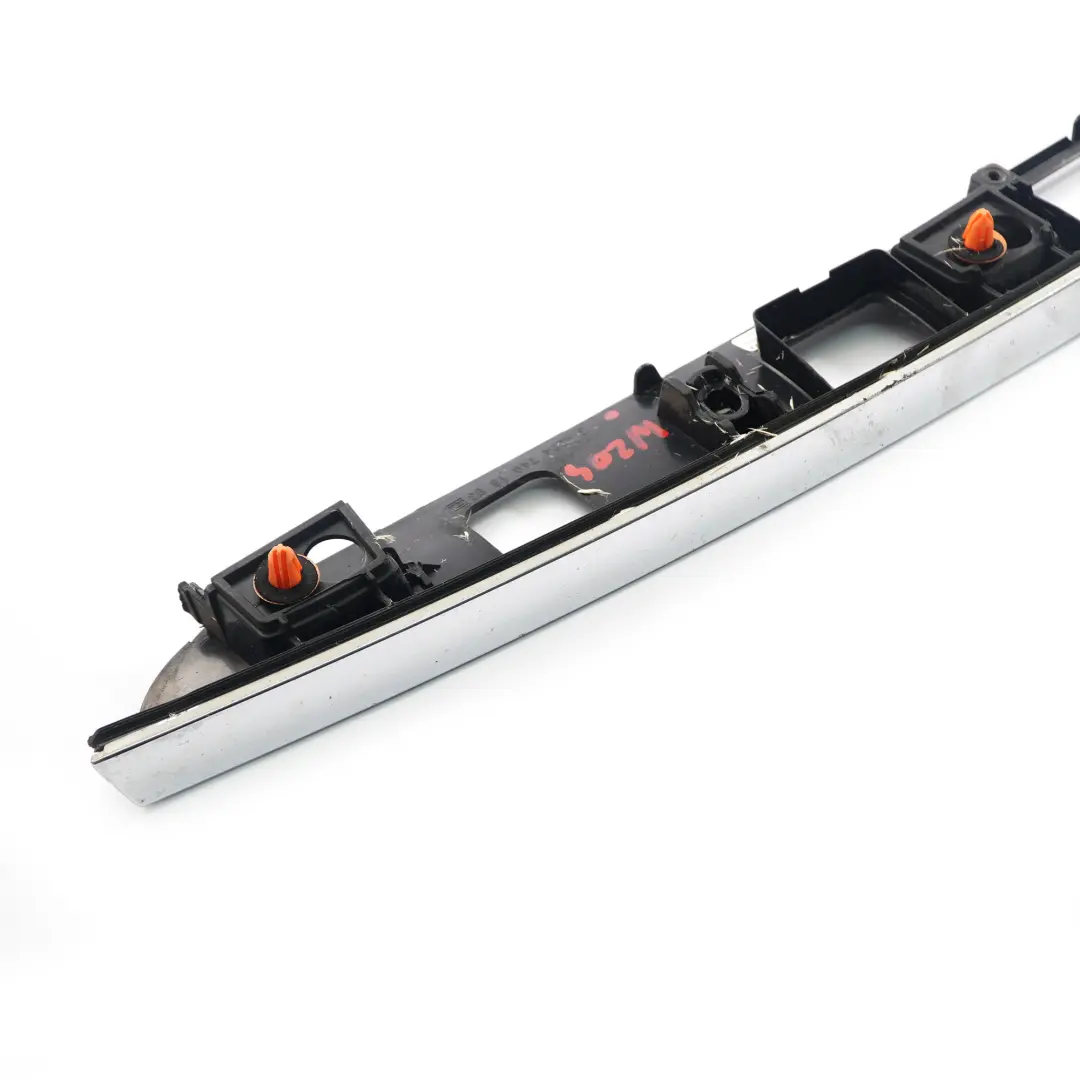 Tapa del maletero Mango Tapa Cromo para Mercedes S204 Estate con número de pieza A2047401693 Mercedes S204 Estate Tapa del maletero Mango Tapa Cromo - SKU A2047401693 - Número de pieza A2047401693