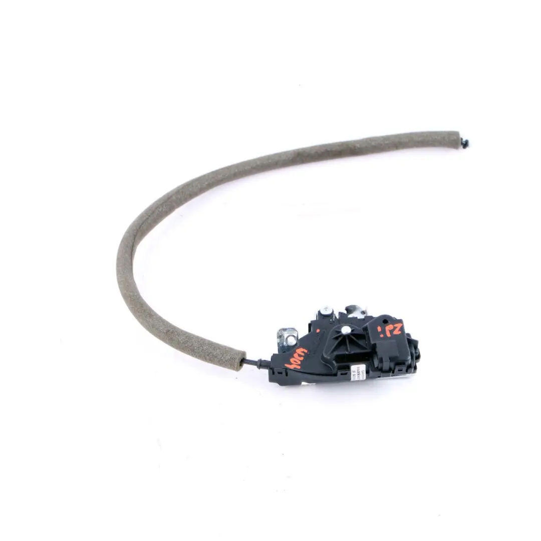 Mercedes W204 Zamek Klapy Bagażnika Tył - SKU A2047500185 - Numer Części A2047500185
