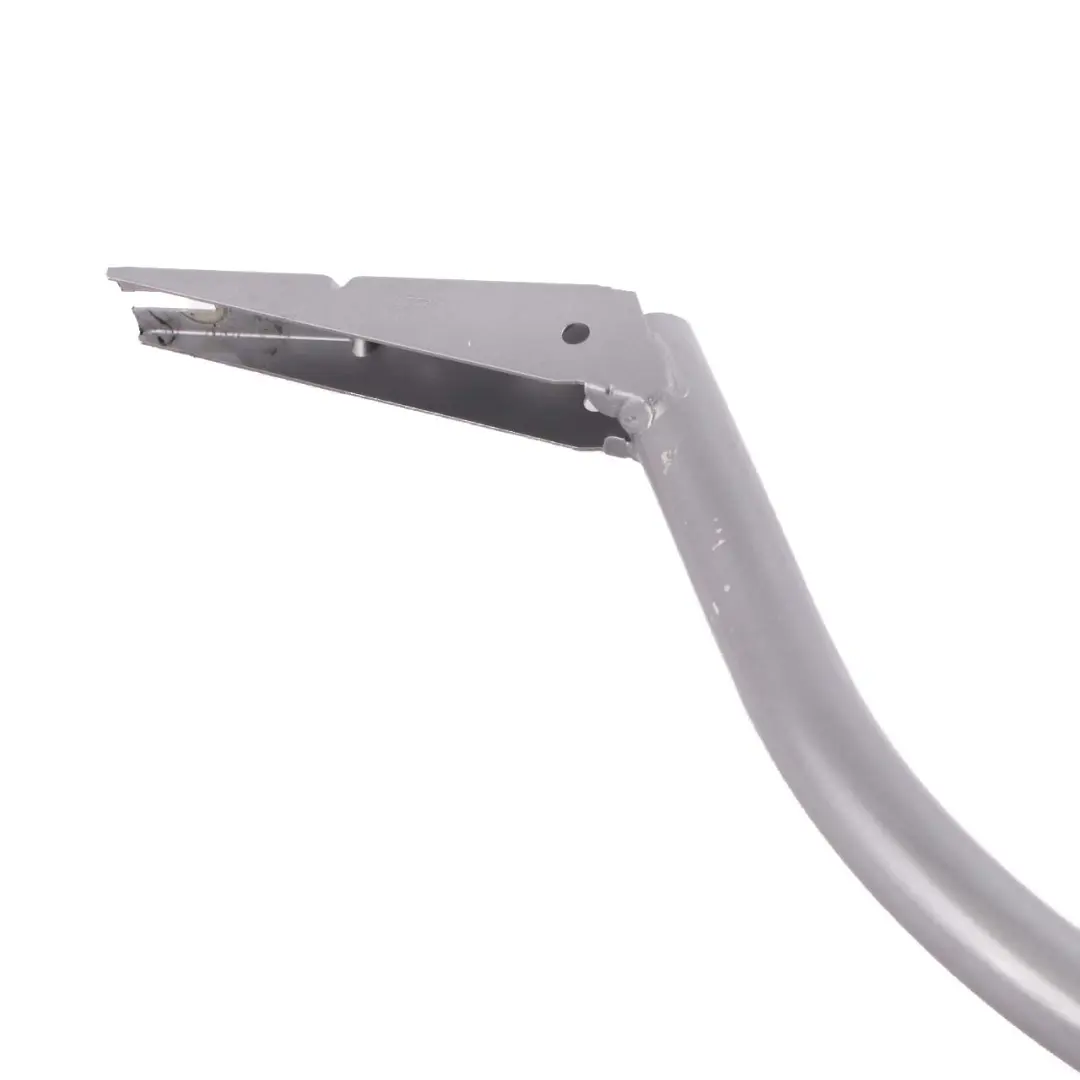 Portón Trasero Derecho Bisagra Plata Paladio Metálico 792 para Mercedes W204 con número de pieza A2047500628 Mercedes W204 Portón Trasero Derecho Bisagra Plata Paladio Metálico 792 - SKU A2047500628-PAL - Número de pieza A2047500628