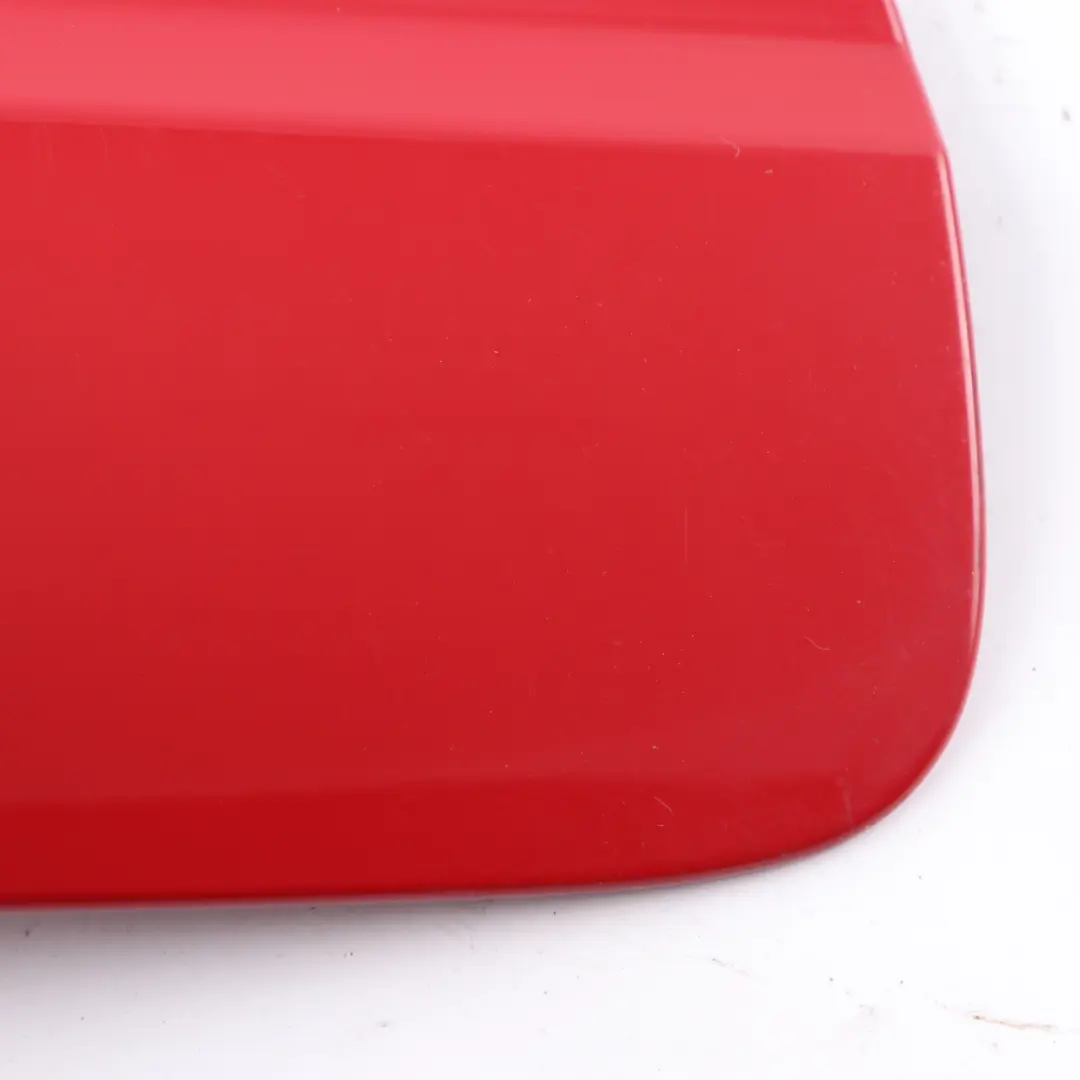 Tankklappe deckel Abdeckung Feueropal Feuer Opal Rot für Mercedes W204 mit Teilenummer A2047540009 Mercedes W204 Tankklappe deckel Abdeckung Feueropal Feuer Opal Rot - SKU A2047540009-FUP - Teilenummer A2047540009