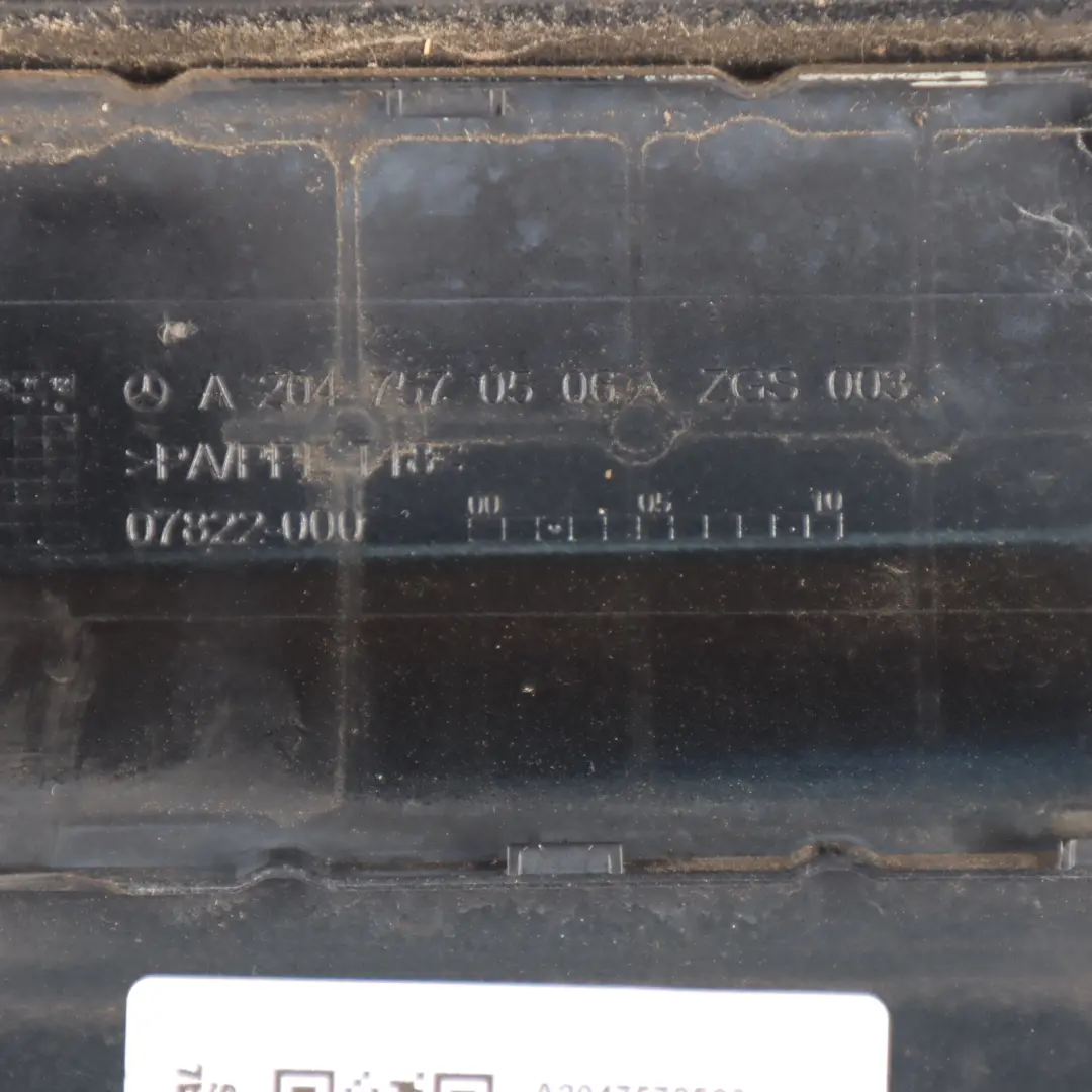 Klappe Kraftstofftankdeckel Magnetit Schwarz 183 für Mercedes W204 Coupe mit Teilenummer A2047570506 Mercedes W204 Coupe Klappe Kraftstofftankdeckel Magnetit Schwarz 183 - SKU A2047570506-MTS - Teilenummer A2047570506