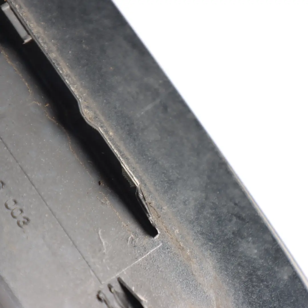 Mercedes W204 Coupe Flap Tappo serbatoio carburante Nero Magnetite - SKU A2047570506-MTS - Numero di parte A2047570506