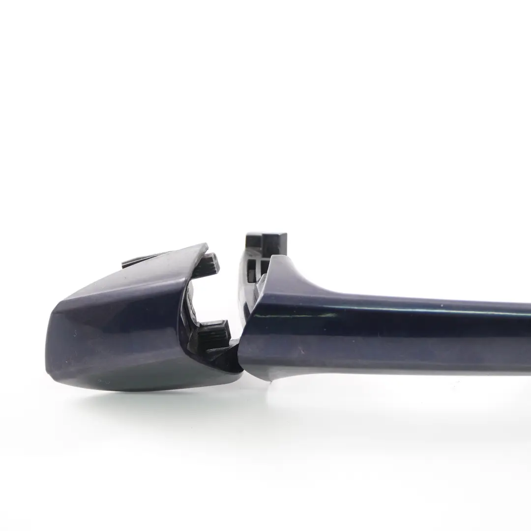 Maniglia porta sinistra esterna Cavansite Blu Metallic - 890 per Mercedes W204 con numero di parte A2047600170 Mercedes W204 Maniglia porta sinistra esterna Cavansite Blu Metallic - 890 - SKU A2047600170-CVB - Numero di parte A2047600170