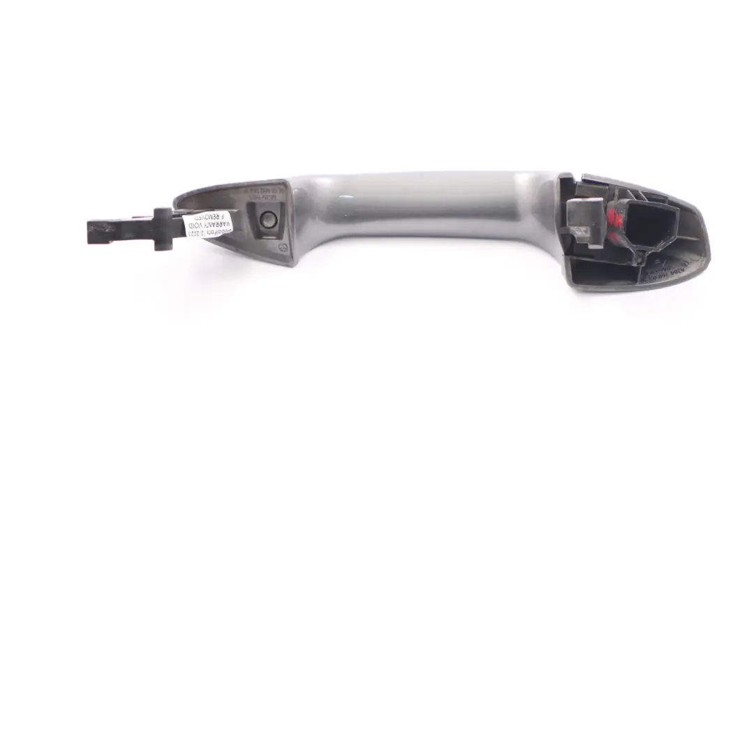 Tirador de puerta Delantero Trasero Izquierdo Mountain Grey - 787 para Mercedes W176 con número de pieza A2047600170 Mercedes W176 Tirador de puerta Delantero Trasero Izquierdo Mountain Grey - 787 - SKU A2047600170-MG - Número de pieza A2047600170