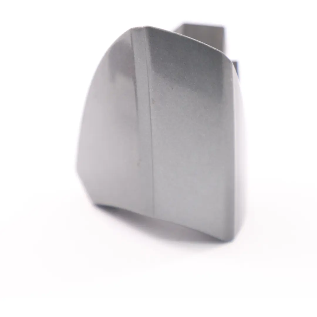 Poignée de porte Avant Arrière Gauche Mountain Grey - 787 pour Mercedes W176 W204 à propos du numéro de pièce A2047600170 Mercedes W176 W204 Poignée de porte Avant Arrière Gauche Mountain Grey - 787 - SKU A2047600170-MG - Numéro de pièce A2047600170