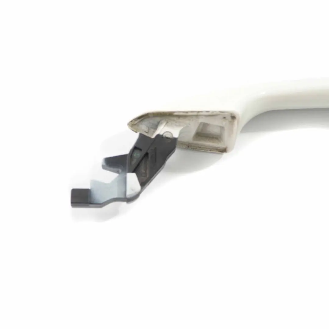 Door Grab Handle Rear Right O/S Outside Calcite White - 650 to Mercedes W176 W204 with Part number A2047600270 Mercedes W176 W204 Door Grab Handle Rear Right O/S Outside Calcite White - 650 - SKU A2047600270-CW - Part number A2047600270