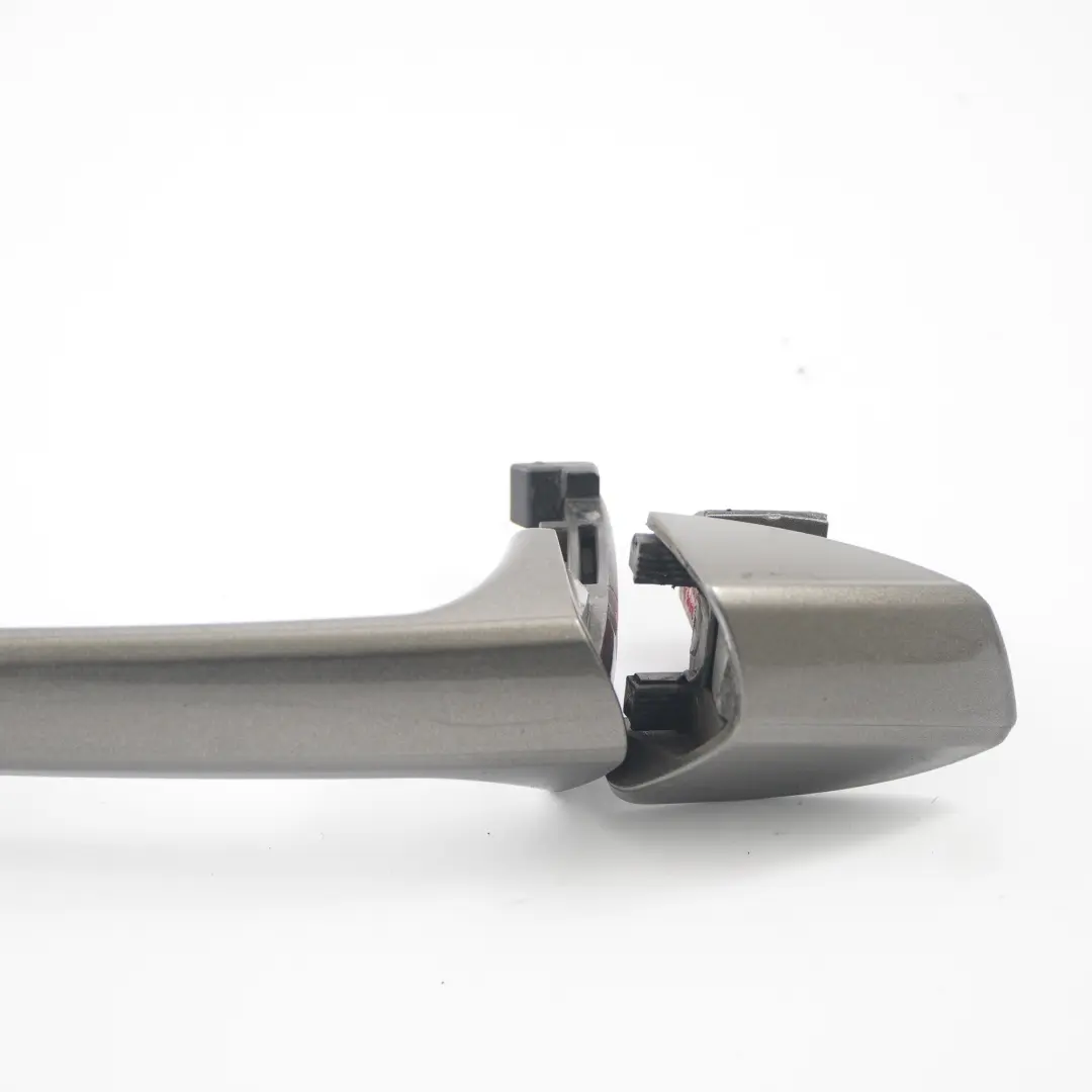 maniglia porta pannelo rivestimento posteriore destro grigio indio per Mercedes W204 con numero di parte A2047600270 Mercedes W204 maniglia porta pannelo rivestimento posteriore destro grigio indio - SKU A2047600270-ING - Numero di parte A2047600270