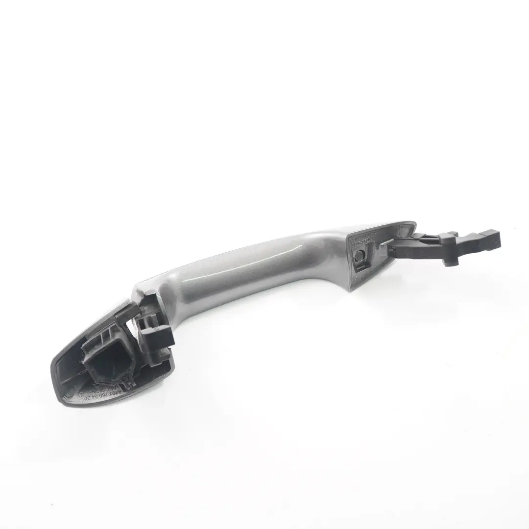 Maniglia porta Mercedes W176 W204 posteriore destra esterna Grigio Montagna 787 per con numero di parte A2047600270 Maniglia porta Mercedes W176 W204 posteriore destra esterna Grigio Montagna 787 - SKU A2047600270-MG1 - Numero di parte A2047600270