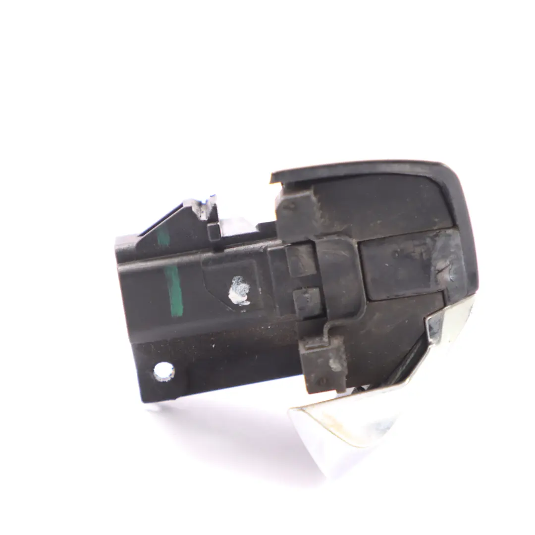 Mercedes W212 Osłona Zaślepka Klamki Drzwi Przód Tył Prawa Czarna Obsidian - SKU A2047600620-OB1 - Numer Części A2047600620