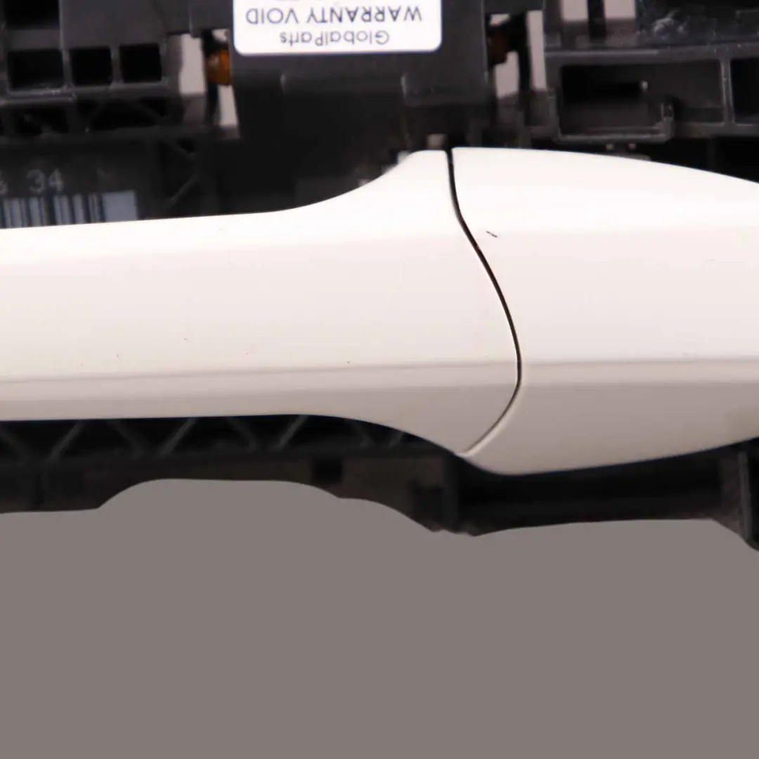 Door Handle Mercedes W176 Rear Right O/S Outside Calcite White to with Part number A2047601634 Door Handle Mercedes W176 Rear Right O/S Outside Calcite White - SKU A2047601634-CW - Part number A2047601634