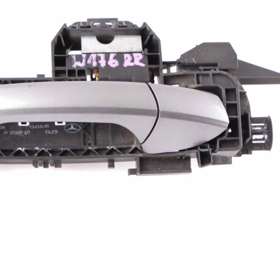 Door Handle Mercedes W176 Rear Right O/S Outside Mountain Grey 787 to with Part number A2047601634 Door Handle Mercedes W176 Rear Right O/S Outside Mountain Grey 787 - SKU A2047601634-MG - Part number A2047601634