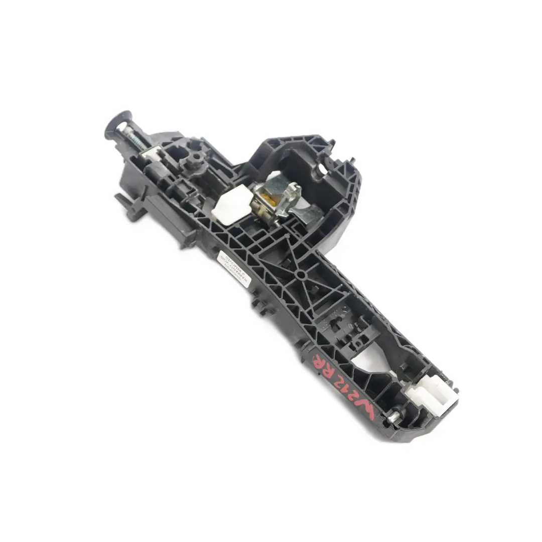 Support De Poignée De Porte Arrière Droite pour Mercedes W176 à propos du numéro de pièce A2047601634 Mercedes W176 Support De Poignée De Porte Arrière Droite - SKU A2047601634 - Numéro de pièce A2047601634