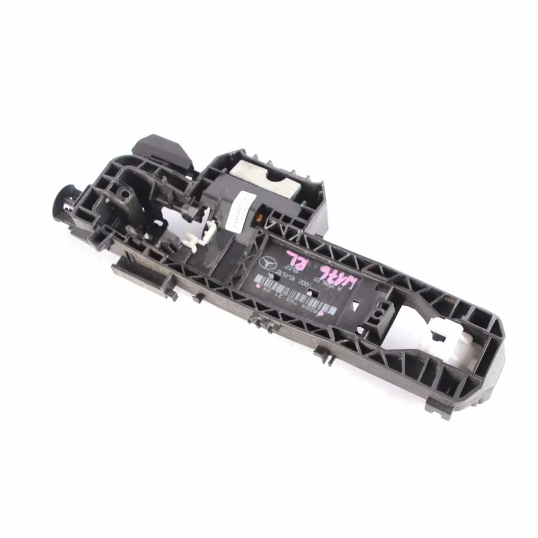 Haltegriff Träger Basis Hinten Links Tür N/S für Mercedes W176 mit Teilenummer A2047602134 Mercedes W176 Haltegriff Träger Basis Hinten Links Tür N/S - SKU A2047602134 - Teilenummer A2047602134