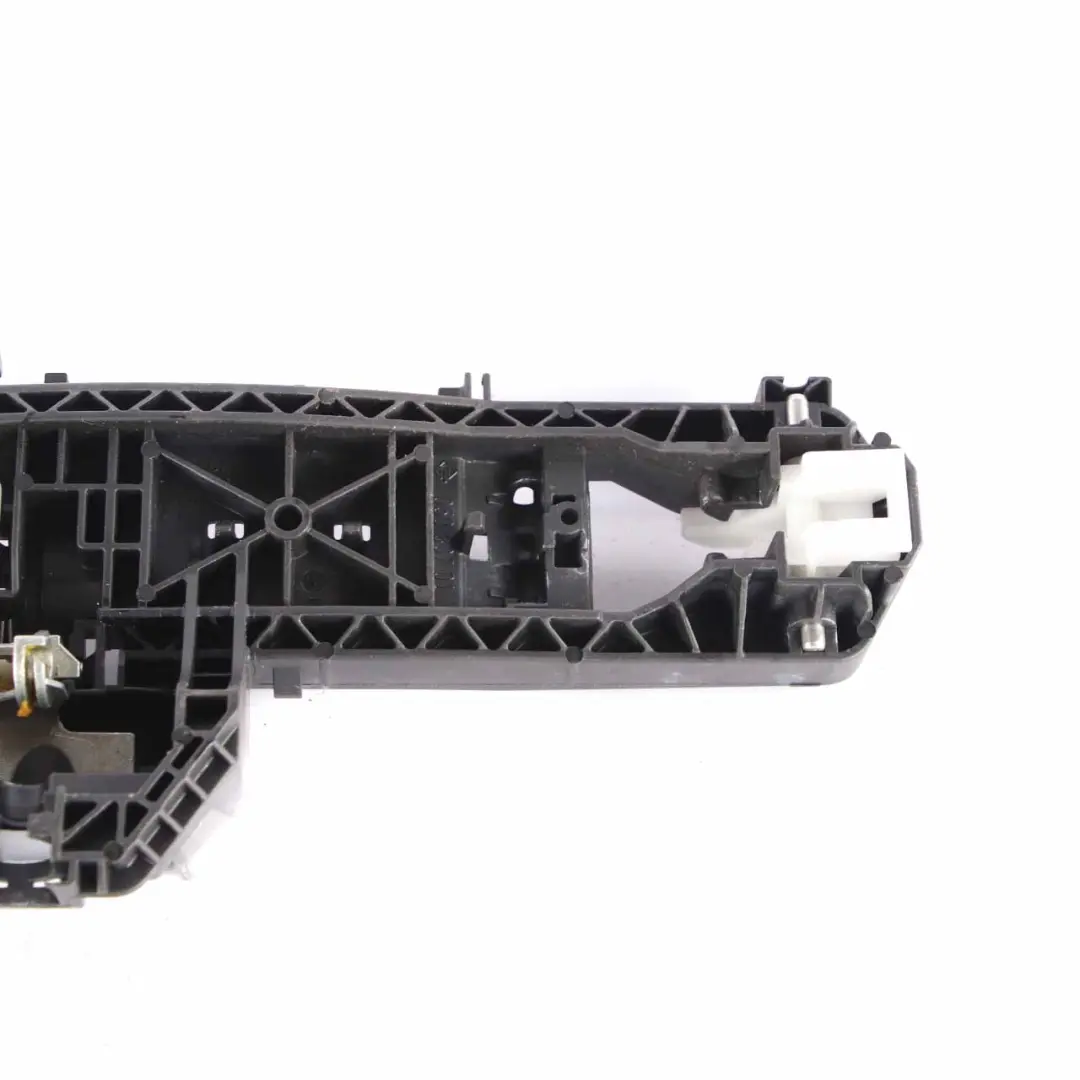 Haltegriff Träger Basis Hinten Links Tür N/S für Mercedes W176 mit Teilenummer A2047602134 Mercedes W176 Haltegriff Träger Basis Hinten Links Tür N/S - SKU A2047602134 - Teilenummer A2047602134