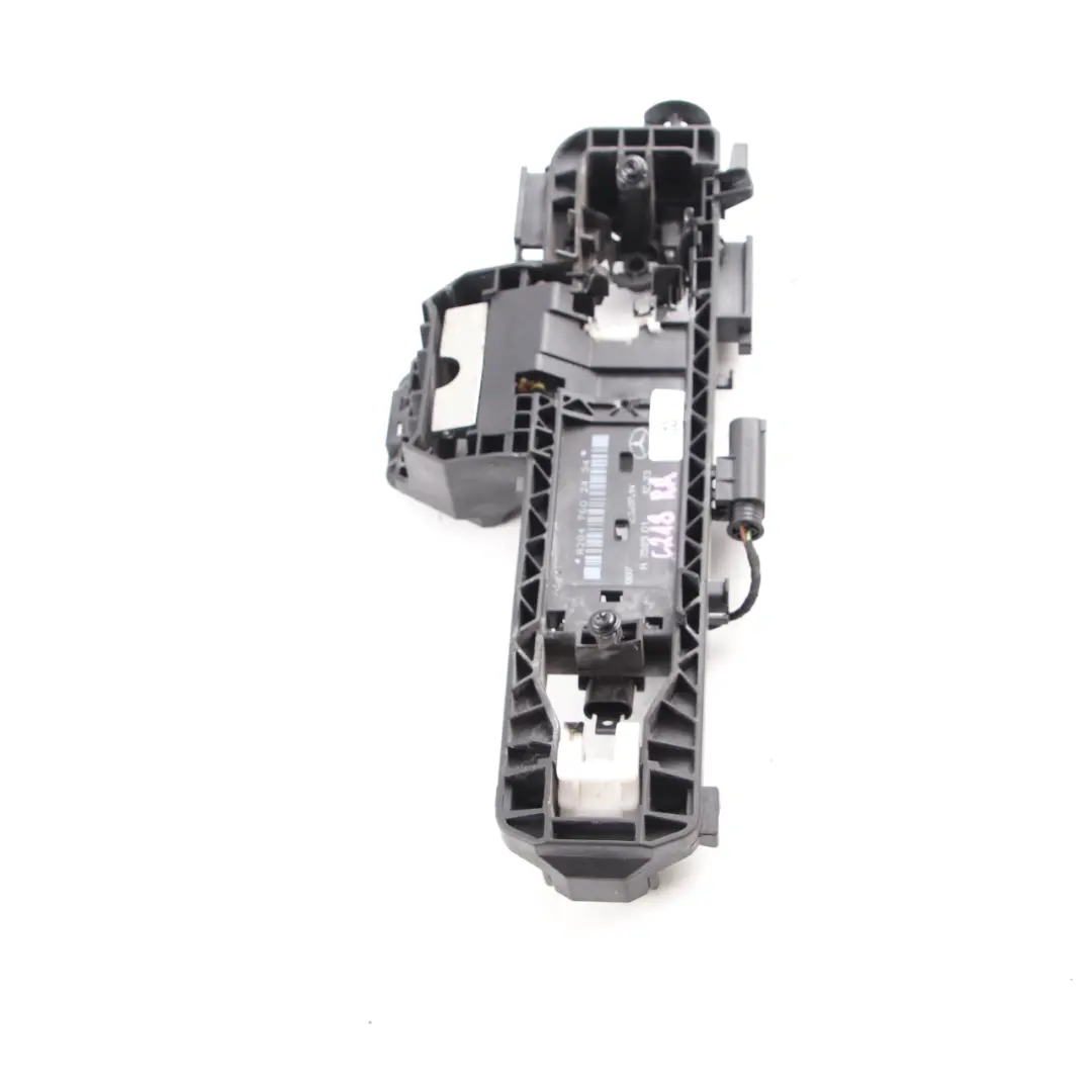 Handle Base Mercedes W176 W204 W218 Rear Right O/S Door Grab Carrier to with Part number A2047602434 Handle Base Mercedes W176 W204 W218 Rear Right O/S Door Grab Carrier - SKU A2047602434-1 - Part number A2047602434