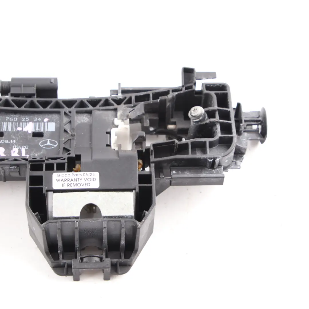Mercedes W176 W204 Podstawa Klamki Tylnych Lewych Drzwi - SKU A2047602534-1 - Numer Części A2047602534