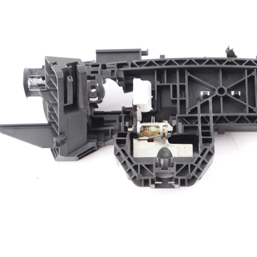 Mercedes W176 Türhaltegriff hinten links außen - SKU A2047602834 - Teilenummer A2047602834