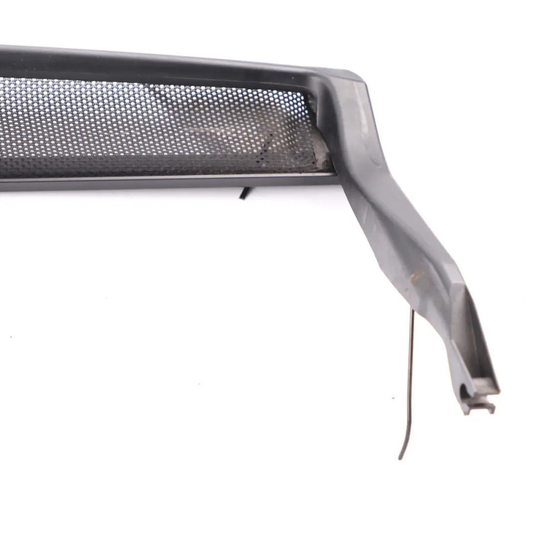 Osłona Deflektor Wiatru Wiatrołap Owiewka do Mercedes W204 Cabrio o numerze A2047800144 Mercedes W204 Cabrio Osłona Deflektor Wiatru Wiatrołap Owiewka - SKU A2047800144 - Numer Części A2047800144