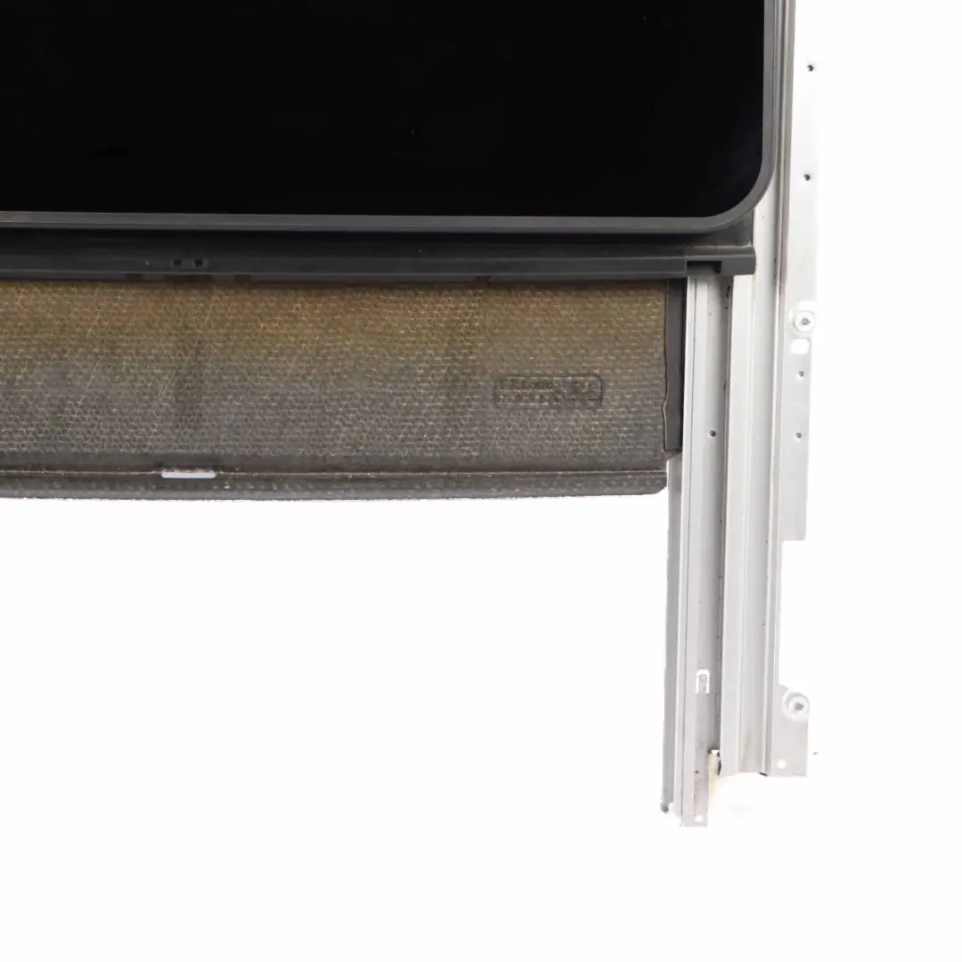 Sunroof Sliding Roof Mechanism Window Glass A2047801529 to Mercedes W204 Saloon with Part number A2047801629 Mercedes W204 Saloon Sunroof Sliding Roof Mechanism Window Glass A2047801529 - SKU A2047801629 - Part number A2047801629