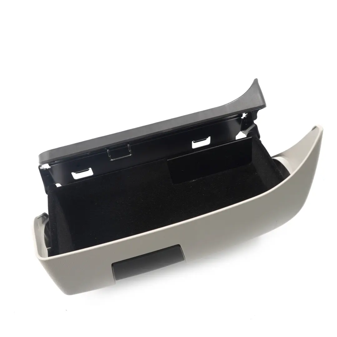 Mercedes W204 Boîte rangement siège sous plateau Compartiment gauche - SKU A2048100204 - Numéro de pièce A2048100204