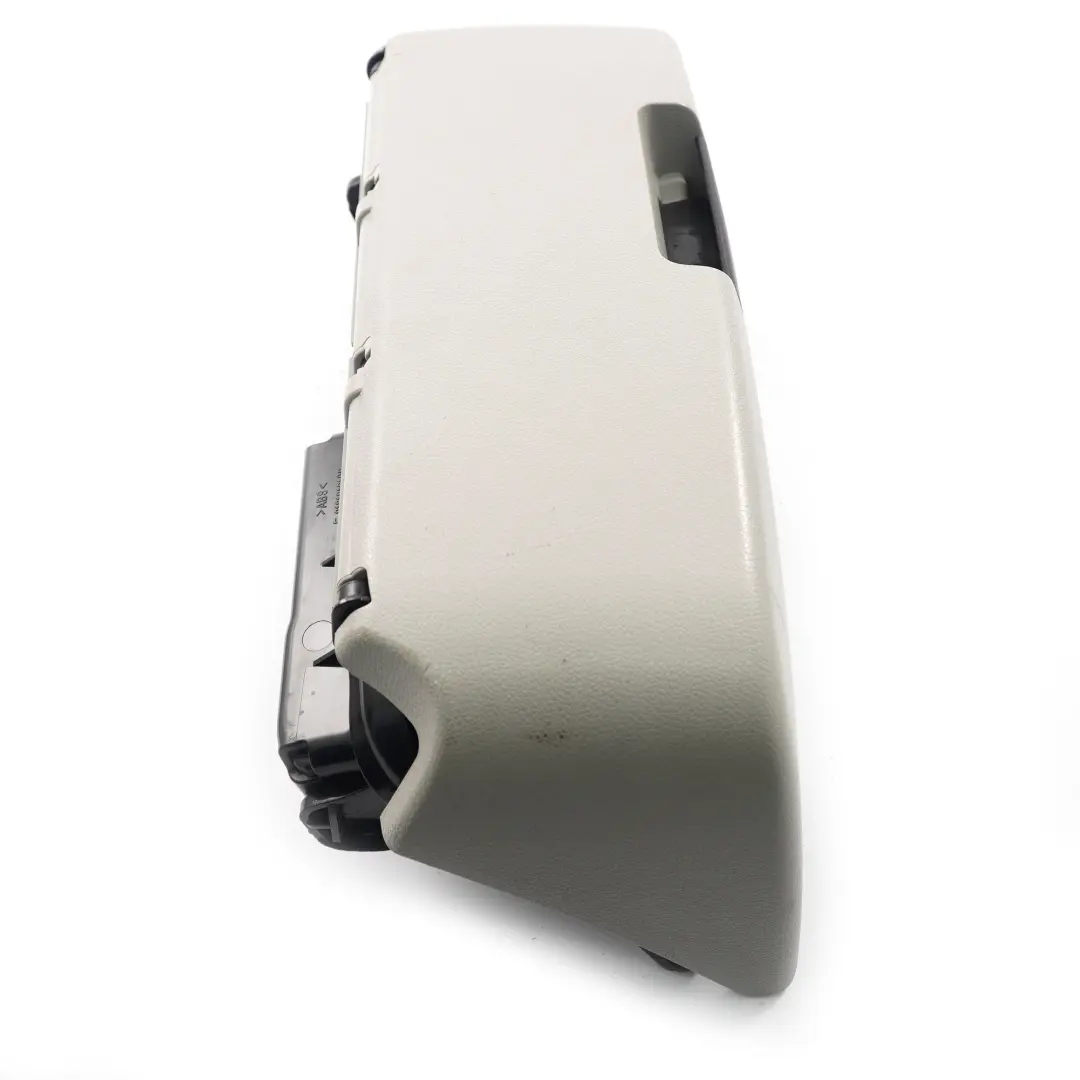 Mercedes W204 Asiento Caja Almacenamiento Debajo Bandeja Izquierda - SKU A2048100204 - Número de pieza A2048100204