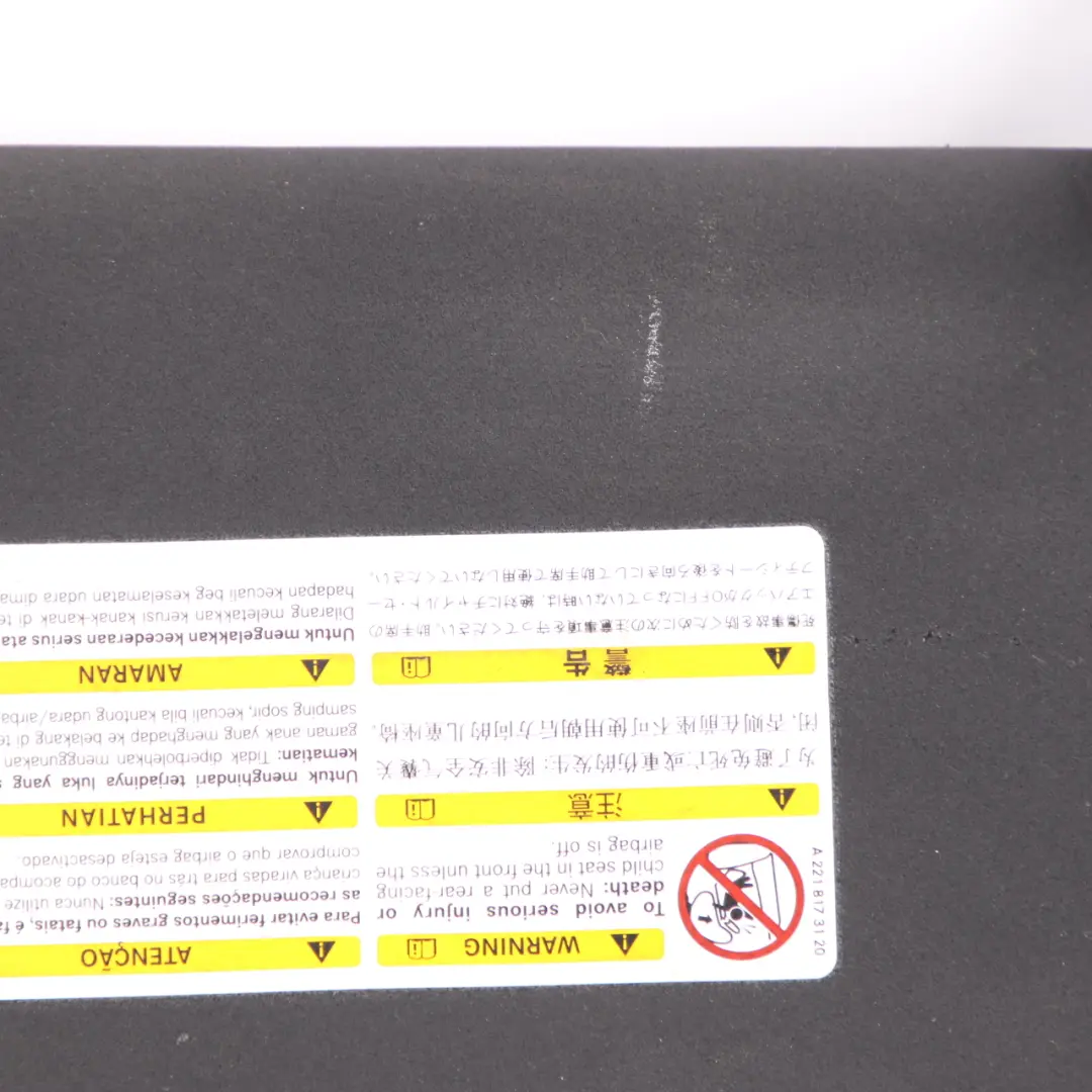 Sonnenblende Links Abdeckung Verkleidung Schwarz für Mercedes W204 mit Teilenummer A2048104510 Mercedes W204 Sonnenblende Links Abdeckung Verkleidung Schwarz - SKU A2048104510-3 - Teilenummer A2048104510