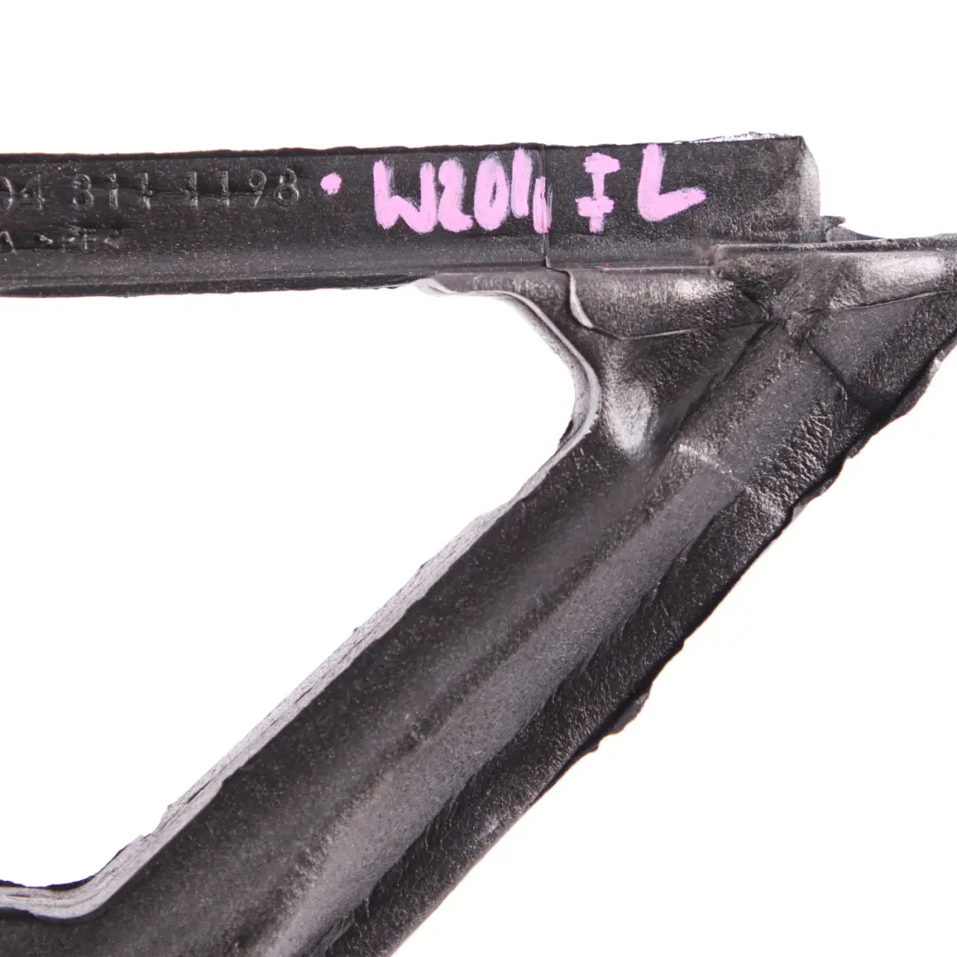 Mercedes W204 Seal Außenspiegelverkleidung Isolierung links Dreieck - SKU A2048111198 - Teilenummer A2048111198