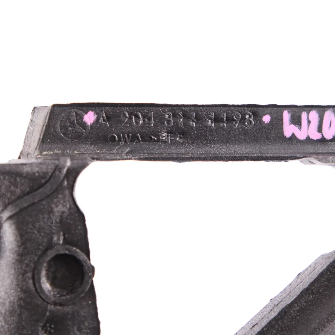 Mercedes W204 Seal Außenspiegelverkleidung Isolierung links Dreieck - SKU A2048111198 - Teilenummer A2048111198