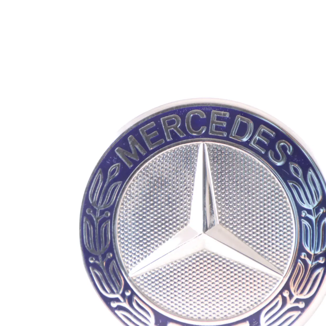 Mercedes W204 Distintivo anteriore Cappuccio Logo Emblema Nero - SKU A2048170616-2 - Numero di parte A2048170616