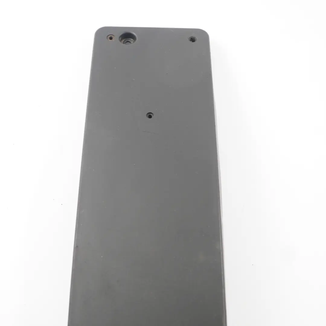 Vorderseite stoßstange Nummern schild halterung für Mercedes W204 mit Teilenummer A2048171478 Mercedes W204 Vorderseite stoßstange Nummern schild halterung - SKU A2048171478 - Teilenummer A2048171478