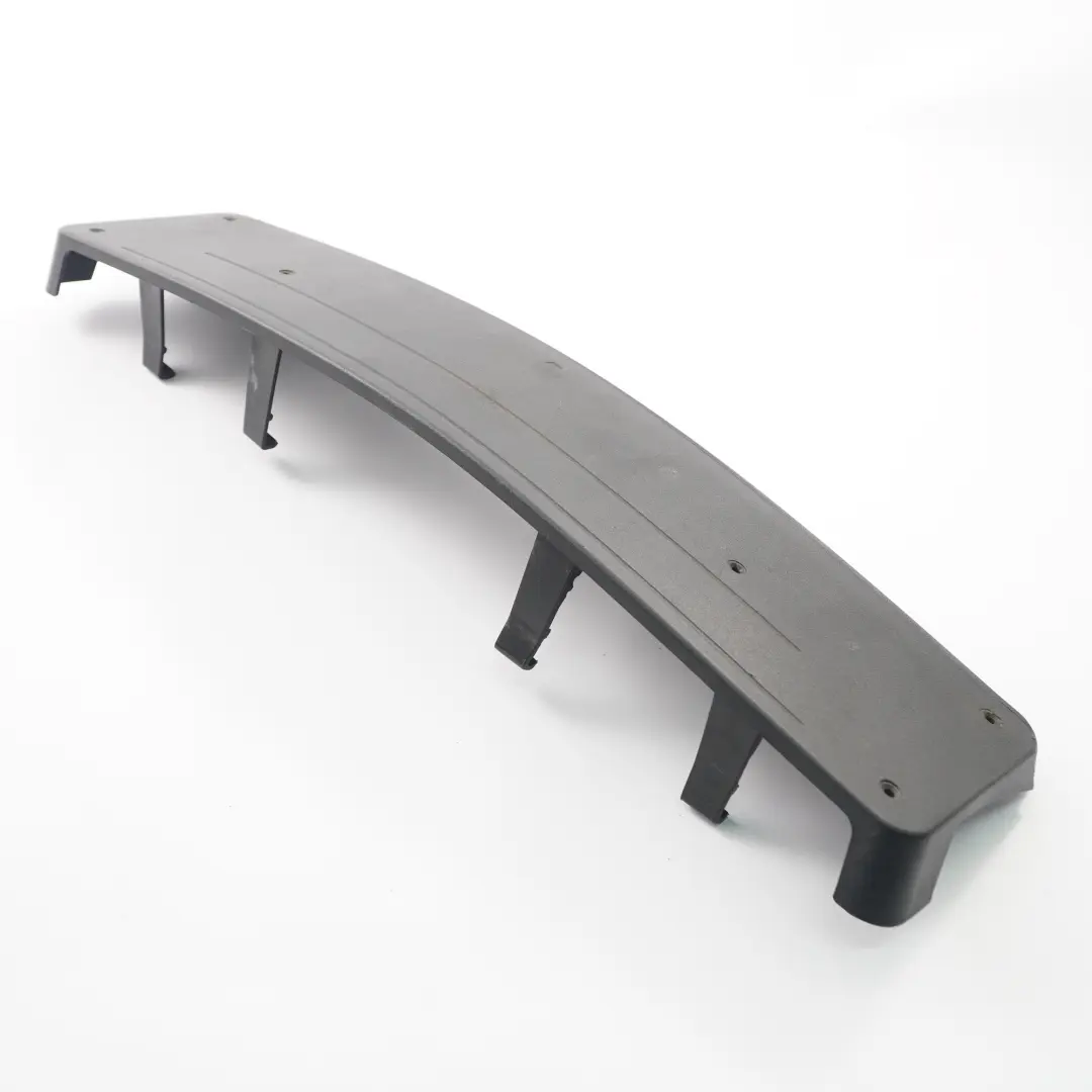 Mercedes W204 pare-chocs avant support de plaque d'immatriculation - SKU A2048172778 - Numéro de pièce A2048172778