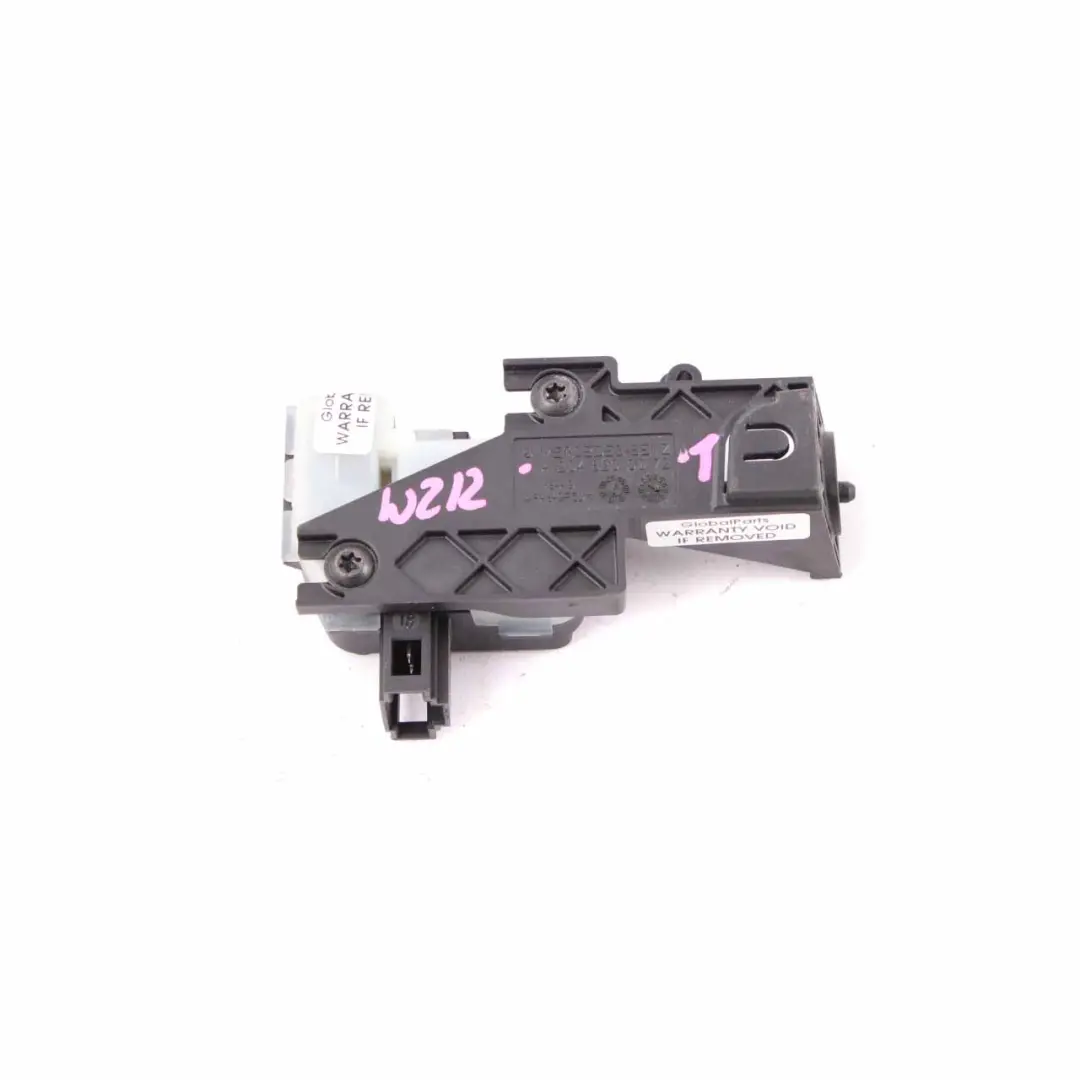 Mercedes W204 W207 Supporto motore rilascio sportello carburante - SKU A2048200072-1 - Numero di parte A2048200072