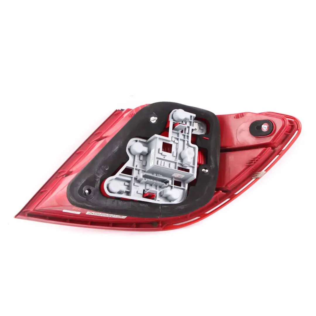 Fanale posteriore Mercedes W204 Sinistro Fanale posteriore laterale per con numero di parte A2048200164 Fanale posteriore Mercedes W204 Sinistro Fanale posteriore laterale - SKU A2048200164 - Numero di parte A2048200164