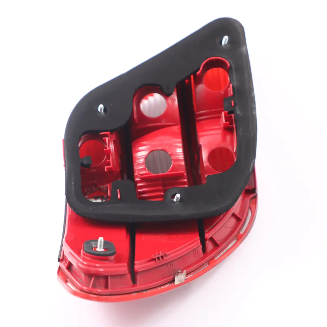 Mercedes W204 Lampa Tylna Prawy Tył - SKU A2048200264-2 - Numer Części A2048200264