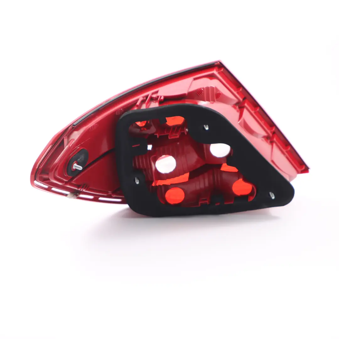 Light Mercedes W204 Right O/S Tail Lamp Side Panel to Rear with Part number A2048200264 Rear Light Mercedes W204 Right O/S Tail Lamp Side Panel - SKU A2048200264-2 - Part number A2048200264