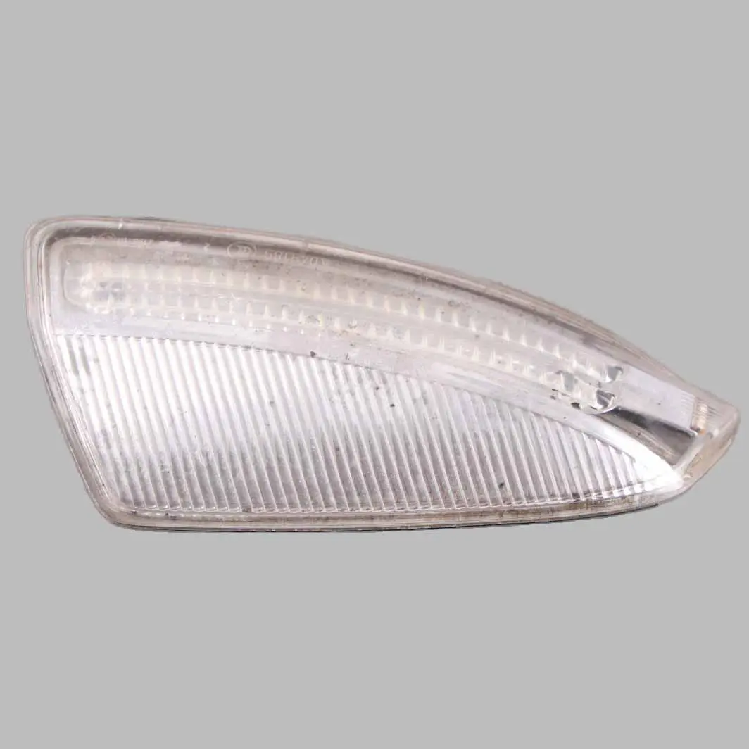 Mercedes W204 W639 Prawa Lampa Kierunkowskazu Lusterka - SKU A2048200821 - Numer Części A2048200821