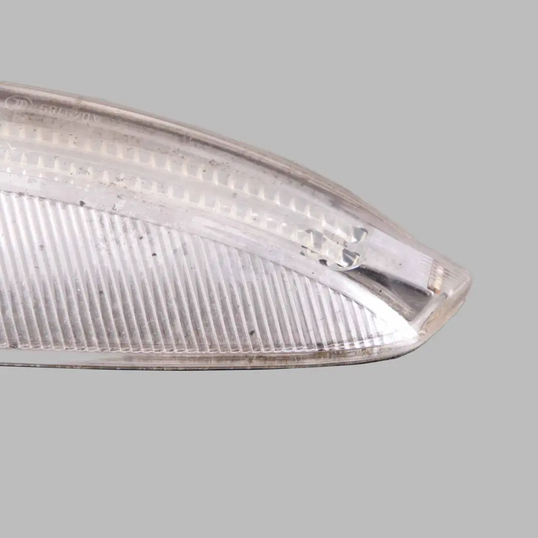  Clignotant Mercedes W204 W639 Lampe de rétroviseur droite - SKU A2048200821 - Numéro de pièce A2048200821