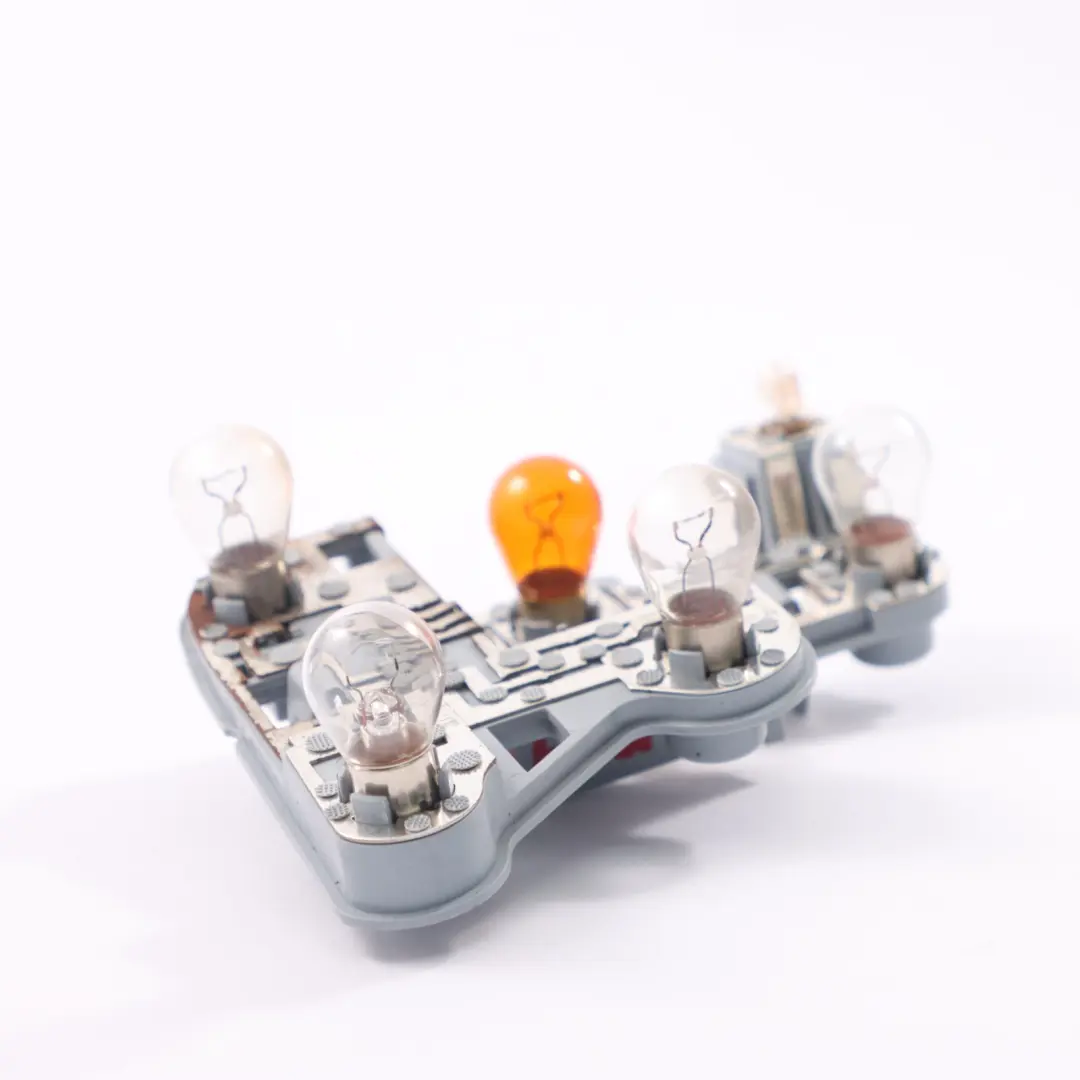 Soporte Piloto Trasero Izquierdo Portalámparas para Mercedes W204 Berlina con número de pieza A2048201500 Mercedes W204 Berlina Soporte Piloto Trasero Izquierdo Portalámparas - SKU A2048201500 - Número de pieza A2048201500