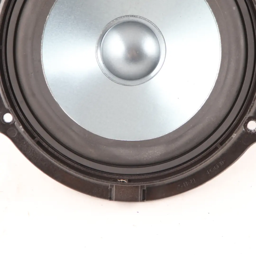 Haut-parleur avant Mercedes W204 W212 Audio Sound Logic7 gauche droite  - SKU A2048202102 - Numéro de pièce A2048202102